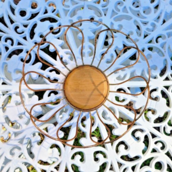 Vintage Copper Bread Wire Basket with Wooden Base 9”X5” - Picture 5 of 9